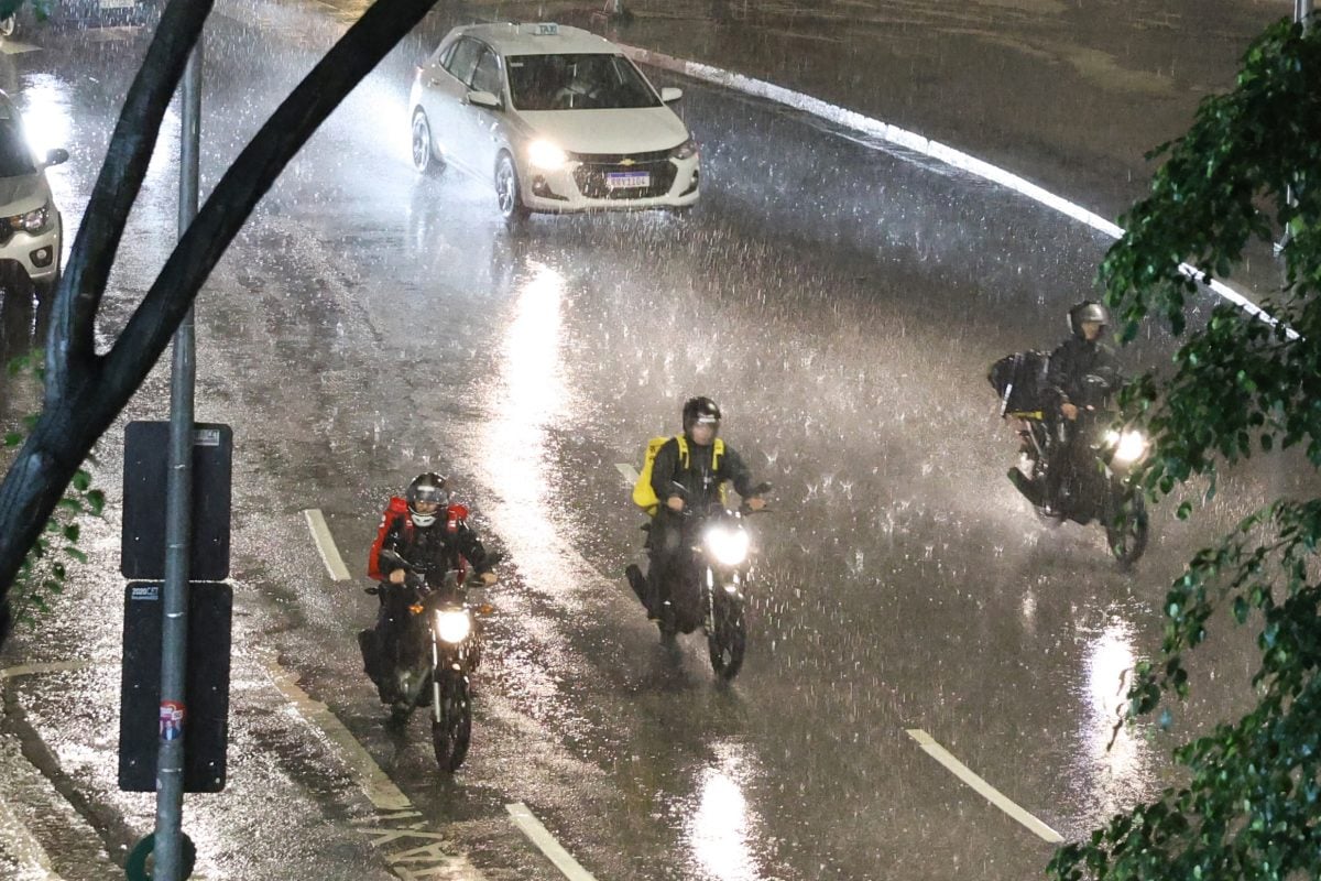 Estado de SP deve ter chuva e ventos intensos até a próxima terça – CartaCapital