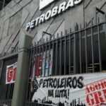 Funcionários da Petrobras entram em greve e criticam dividendos bilionários
