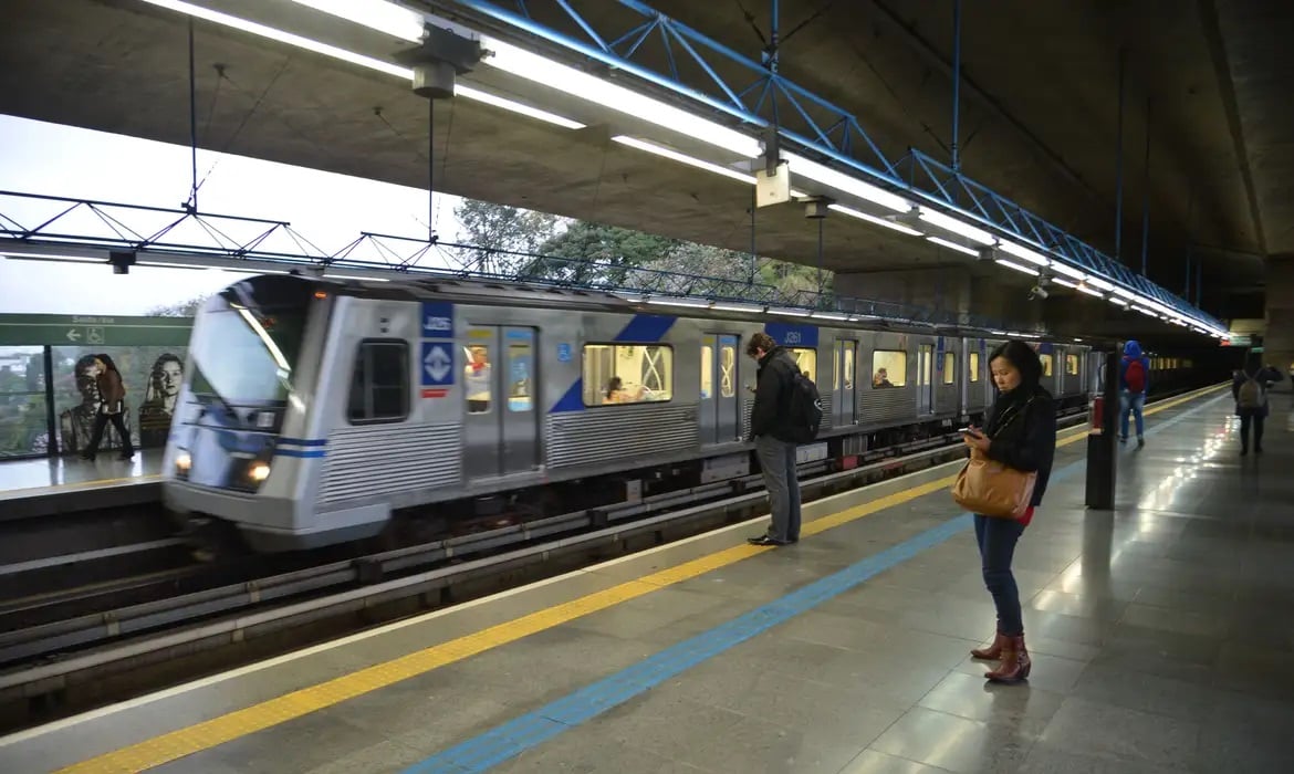 Governo de SP anuncia aumento nas passagens de metrô e de trens – CartaCapital