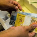 Inflação em novembro fica em 0,18% e fecha 12 meses abaixo do teto da meta