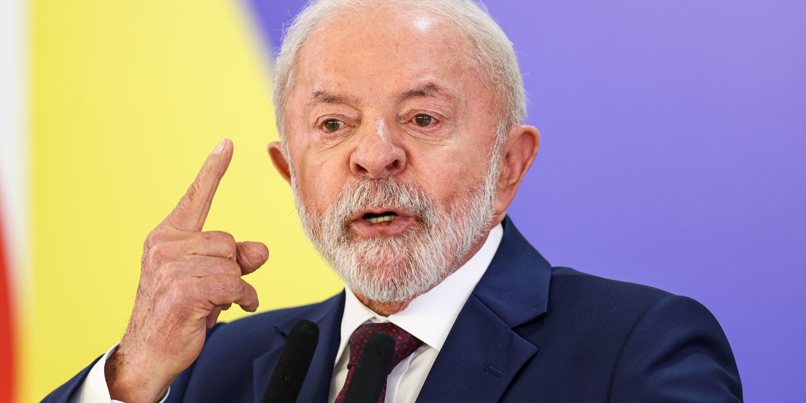 Lula descarta privatização dos Correios