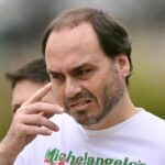 Moraes rejeita pedido de Carlos para visitar Bolsonaro no domingo – CartaCapital