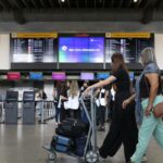 Pilotos e comissários podem entrar em greve a partir de 1º de janeiro – CartaCapital