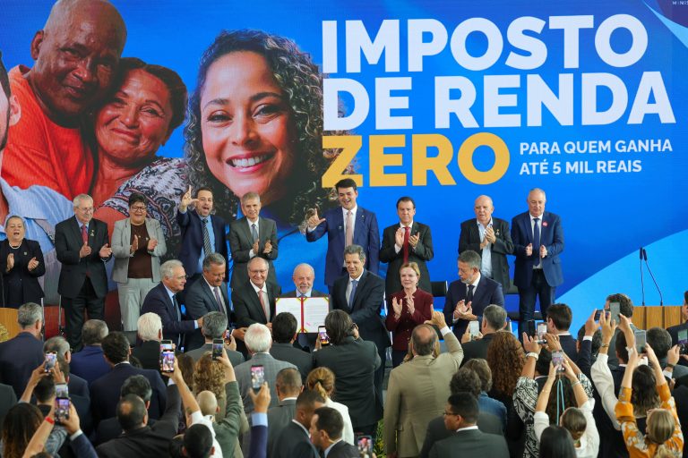 Retrospectiva 2025: aprovadas medidas para reforçar arrecadação, simplificar tributos e regular a economia - Notícias