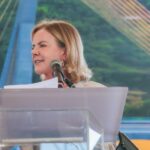 Sem citar Galípolo, Gleisi culpa Selic por aumento da dívida pública