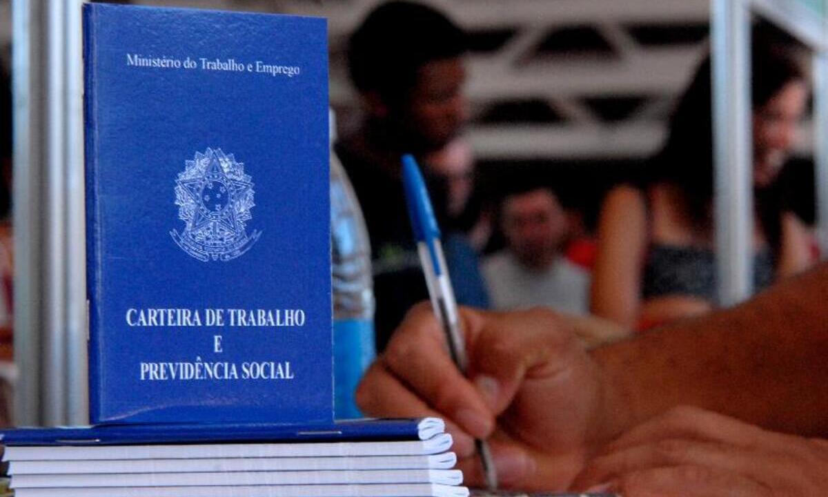 Taxa de desemprego chega a 5,2%, a menor da série histórica – CartaCapital