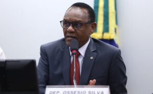 Discussão e votação do parecer do relator. Dep. Ossesio Silva (REPUBLICANOS - PE).