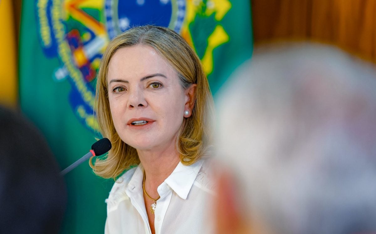 Gleisi aceita pedido de Lula e deve disputar cadeira no Senado, dizem aliados – CartaCapital