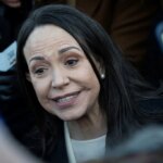 María Corina Machado entrega medalha do Nobel da Paz a Trump e diz contar com ele – CartaCapital