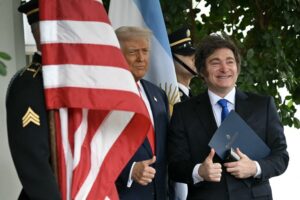 Milei e outros líderes anunciam convite de Trump para integrar 'conselho de paz' para Gaza – CartaCapital