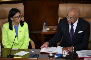 Parlamento venezuelano anuncia reforma legislativa após queda de Maduro – CartaCapital