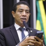 Projeto proíbe uso de imagens desrespeitosas à fé cristã em desfiles de escola de samba – Notícias