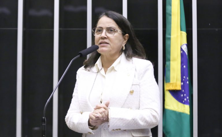 Proposta cria programa de acompanhamento da saúde mental de crianças e adolescentes – Notícias