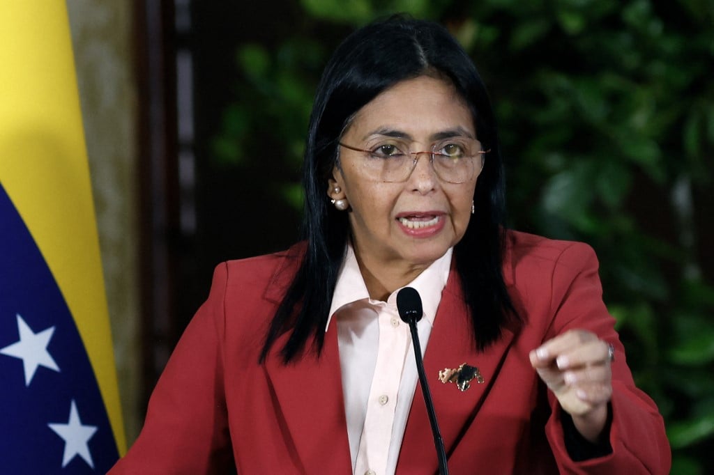 Quem é Delcy Rodríguez, vice-presidente da Venezuela que deve substituir Maduro – CartaCapital