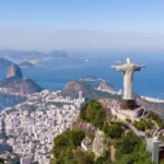 Turismo deve bater recorde na alta temporada de verão com impulso estrangeiro, prevê CNC