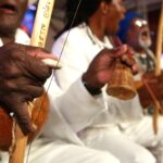 Bloco de carnaval mostra as conexões entre samba e capoeira