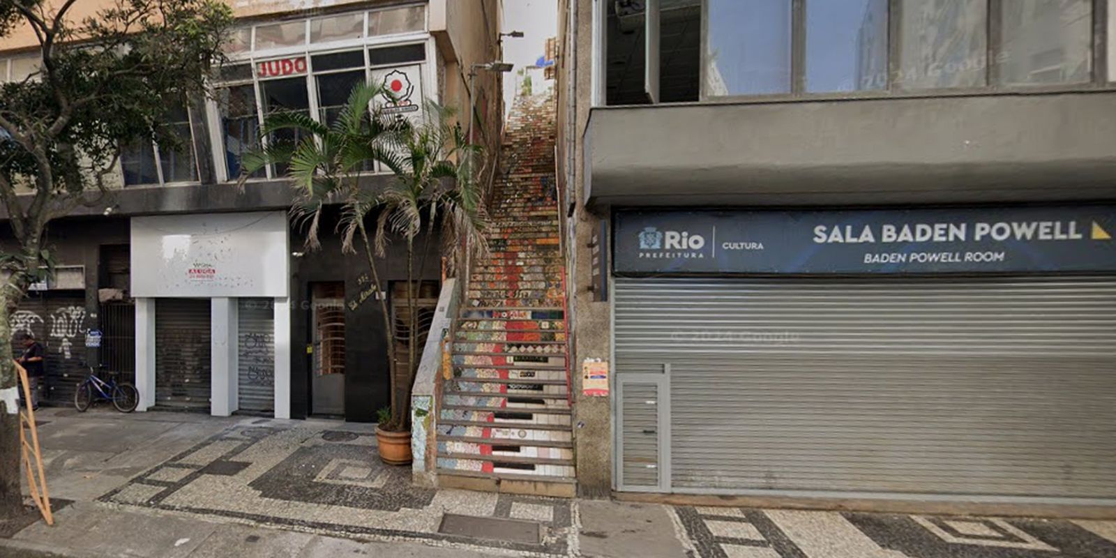 Escadaria Baden Powell recebe tradicional lavagem de São Sebastião