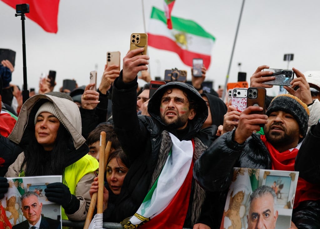 Cerca de 250 mil pessoas protestam em Munique contra o regime iraniano – CartaCapital