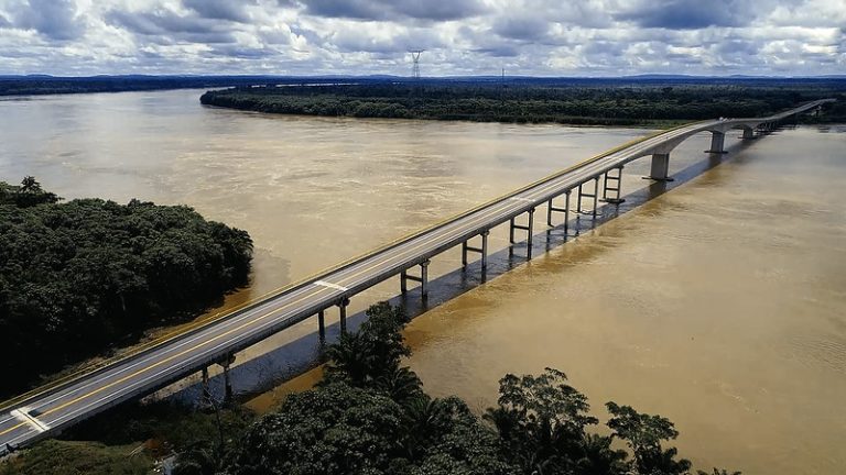 Rio Madeira, em Rondônia