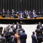 Congresso aprova gratificação de até 100% a servidores do Legislativo