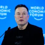 Elon Musk se torna a primeira pessoa a superar US$ 800 bilhões em patrimônio