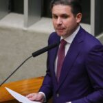 Motta promete avançar sobre escala 6×1 e trabalho por aplicativos