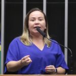 Projeto cria adicional de 30% para profissionais de saúde em áreas de risco e conflito – Notícias