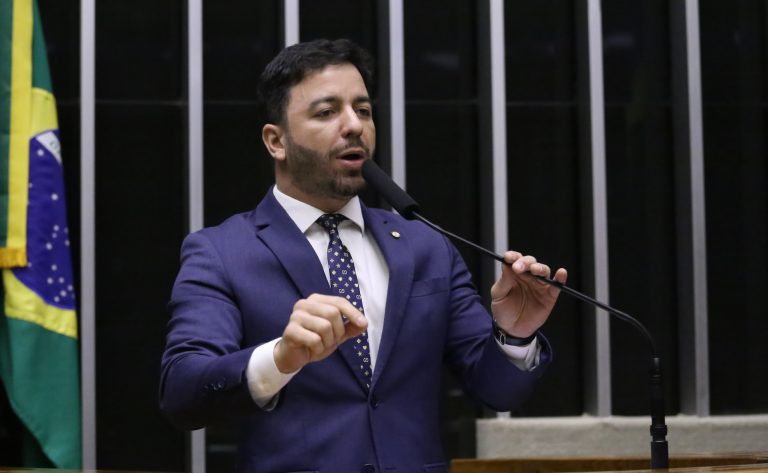 Discussão e votação de propostas legislativas. Dep. Célio Studart (PSD - CE)