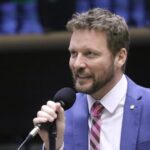 Projeto permite adiar audiência após atraso de 30 minutos – Notícias