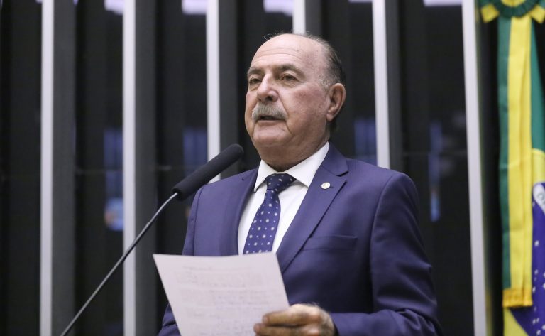 Discussão e votação de propostas legislativas. Dep. Dr. Zacharias Calil (UNIÃO - GO)