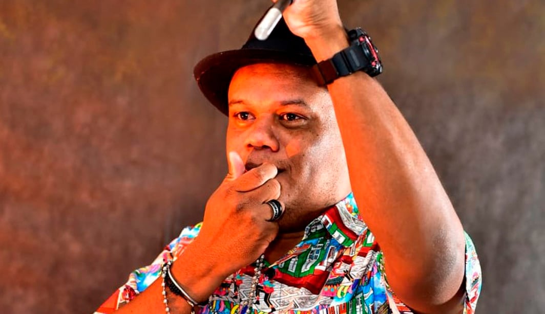 Trabalhamos o ano todo para mostrar no Carnaval que estamos vivos, diz mestre de maracatu – CartaCapital