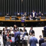 Câmara aprova projeto que regulamenta a profissão de doula – Notícias